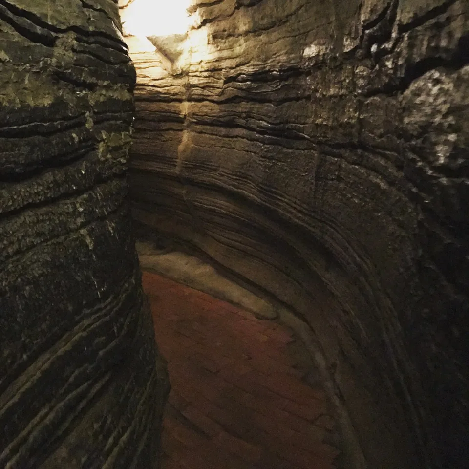 Winding ways through discoveries... #howecaverns #caves #morethansixfeetunder…, 4 of 6