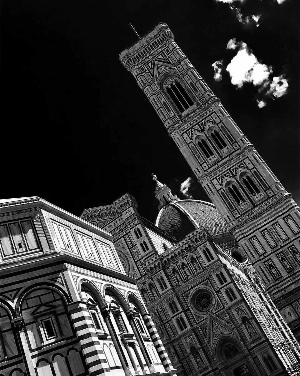 Flying solo... #seriescontrastingdrama #fascinatingflorence #reminiscingthetrip…, 1 of 1