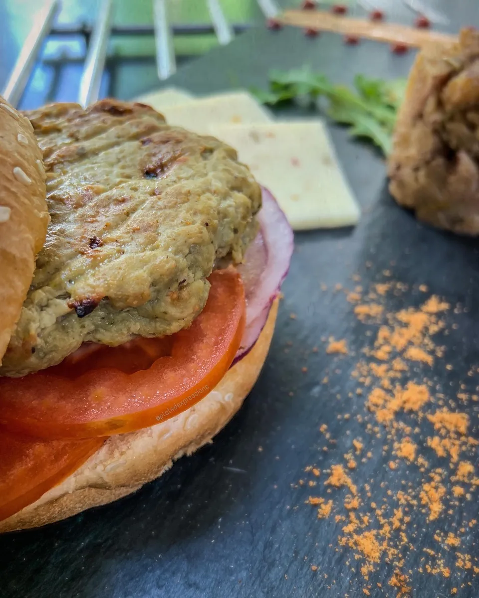 Chicken Seekh Burgers, 2 of 2