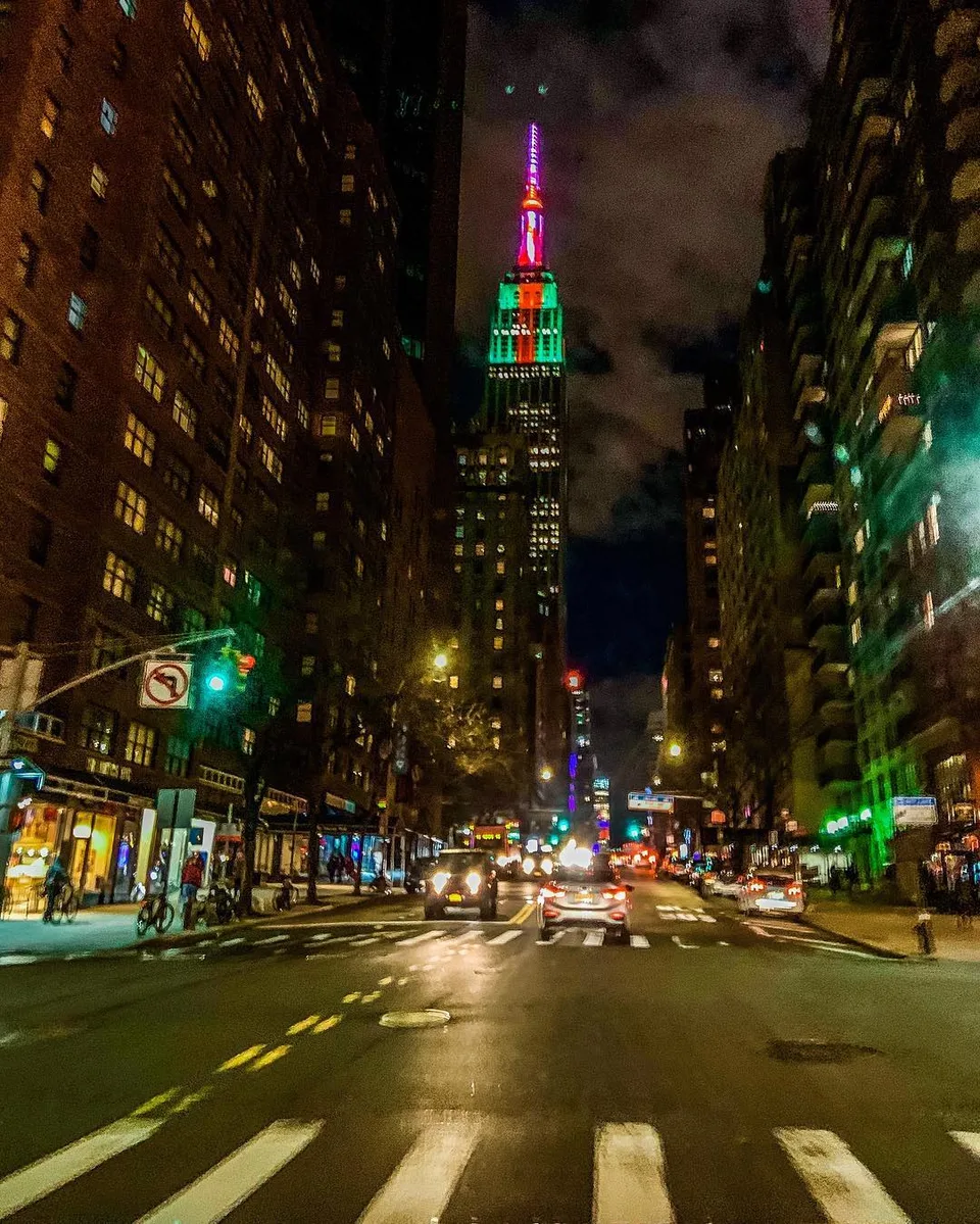 And the Holiday colors make their last appearance. Until December 2019..., 1 of 1