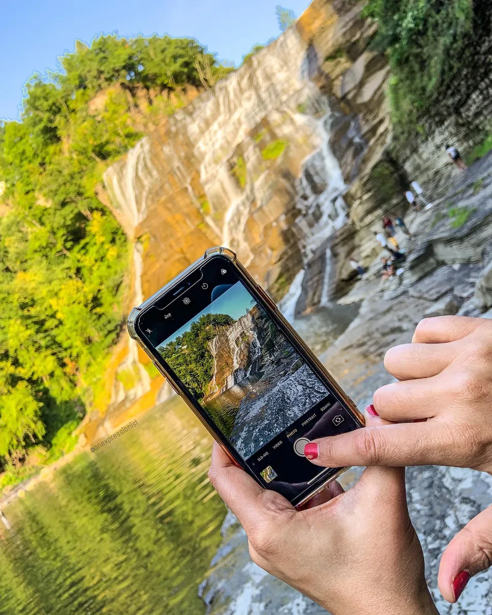 Capturing a waterfall of thoughts, 1 of 1