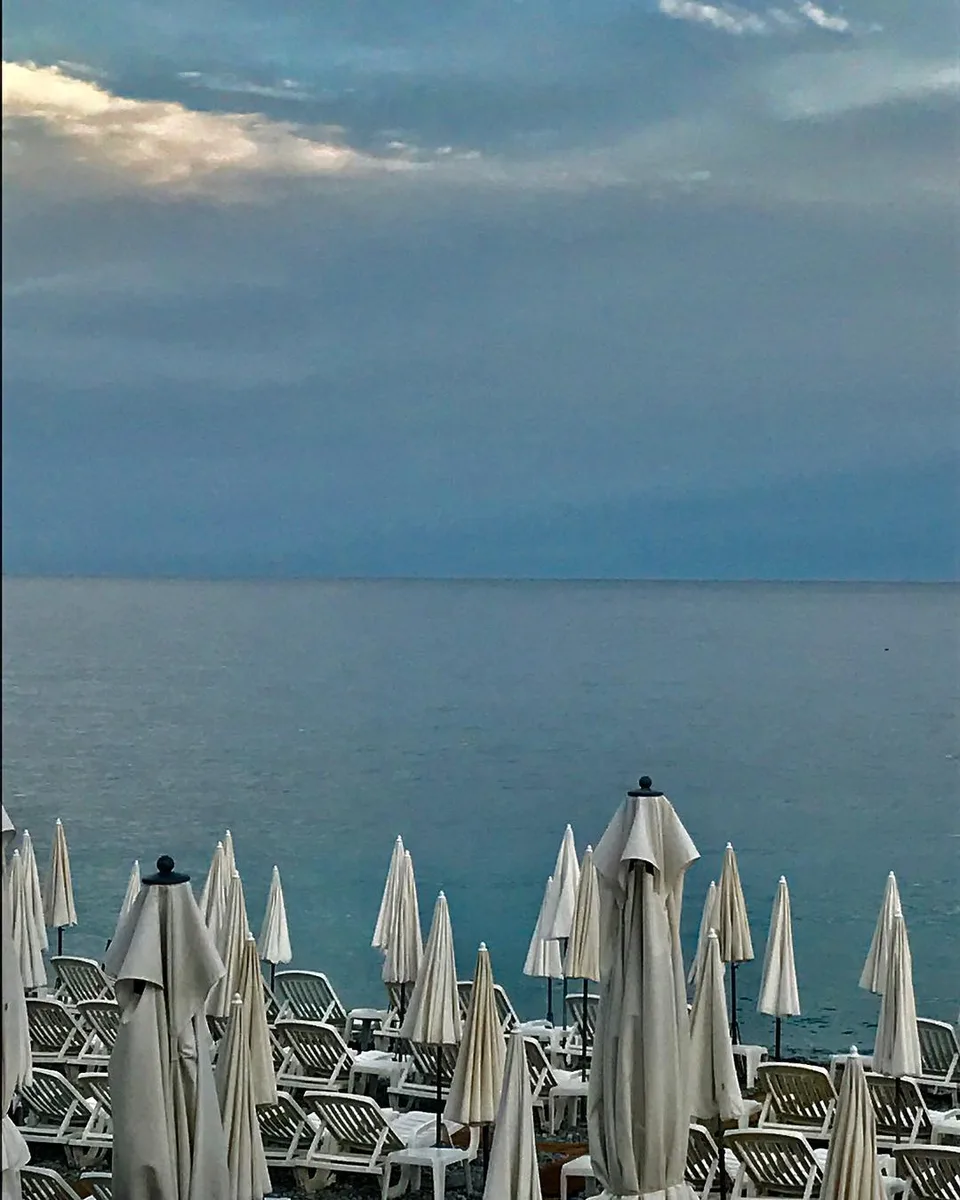 Still and sparkling #nightcapinnice #nice #frenchriviera #france #natureamazes…, 1 of 1