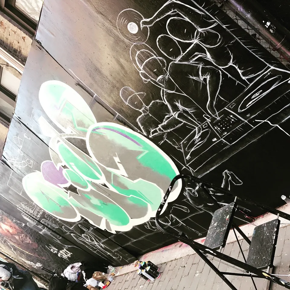 Paint me vibrant... #streetart #inaction #artistinaction #art…, 3 of 3