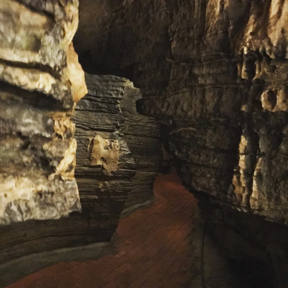 Winding ways through discoveries... #howecaverns #caves #morethansixfeetunder…, 1 of 6
