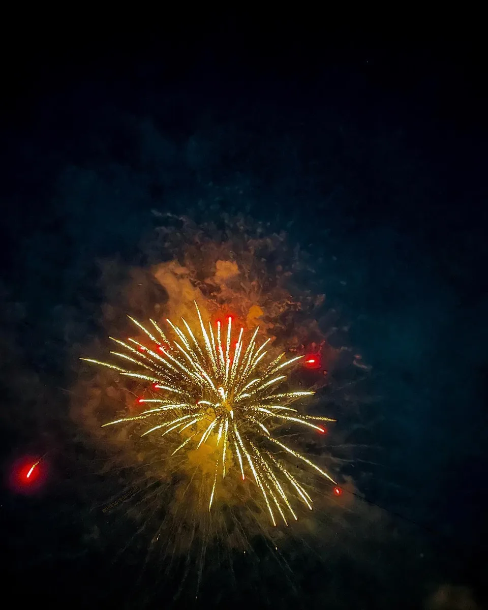 Lighting up the sky, 1 of 1