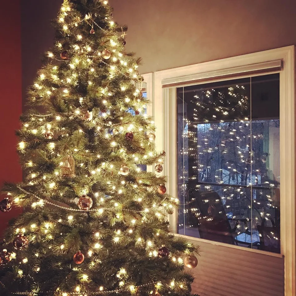 It's beginning to look a lot like #christmas 🎄#glow #reflection #holidayseason…, 1 of 1