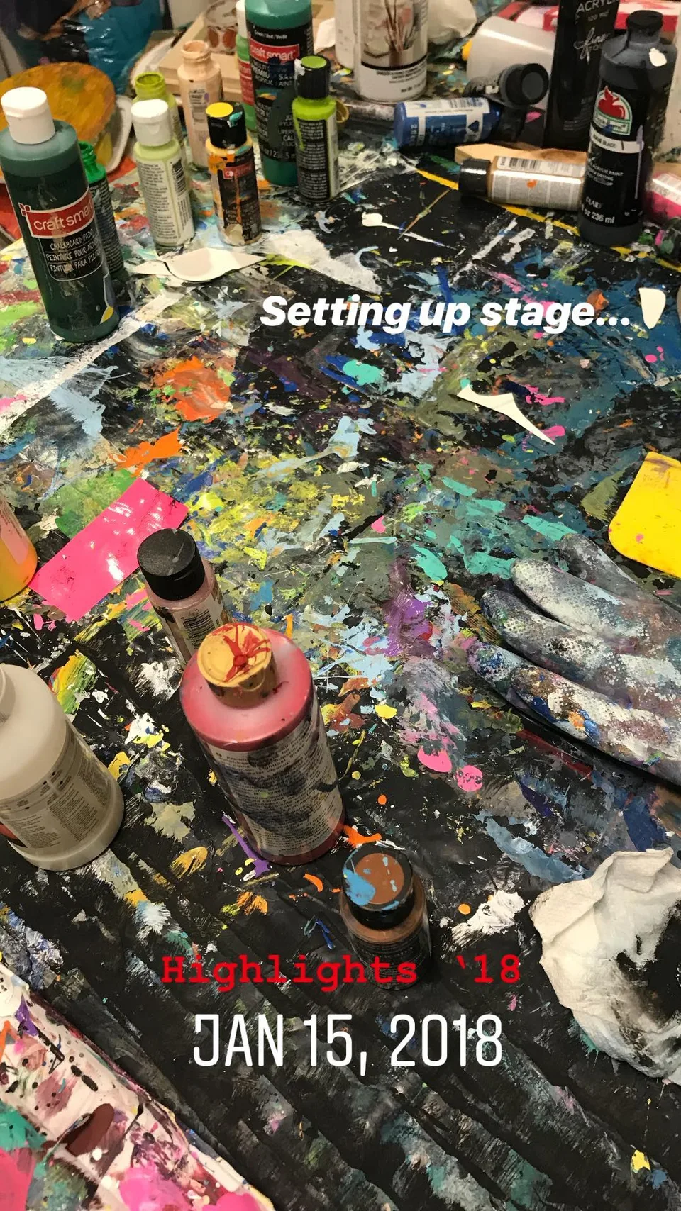 Highlights ‘18 Setting up stage...