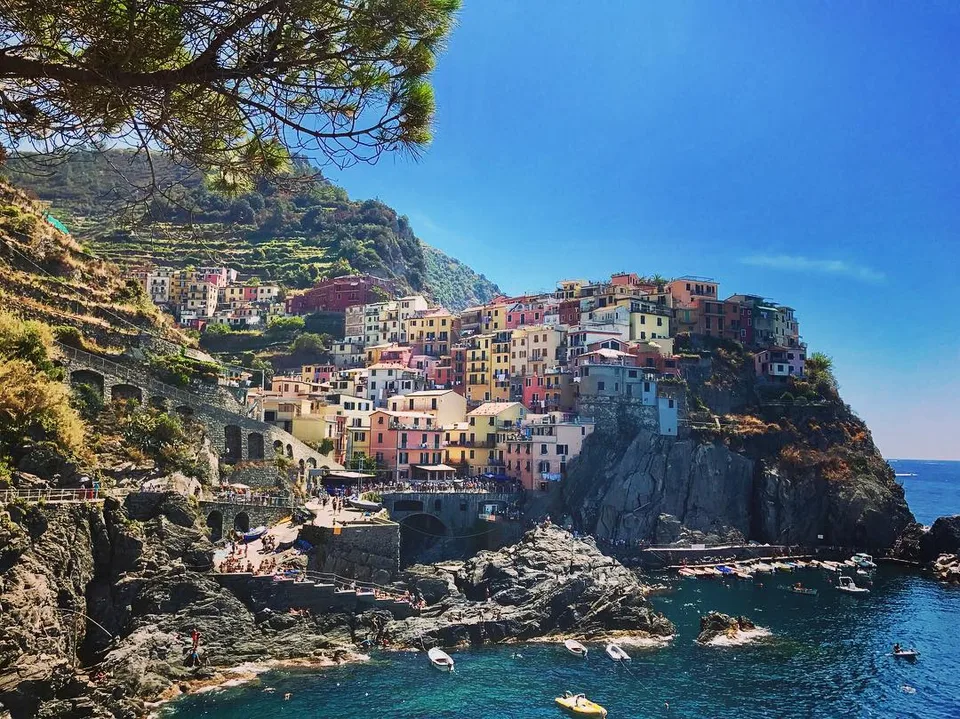 No cliffhanger here... #celestialcinqueterre #cinqueterre #manorola…, 1 of 1