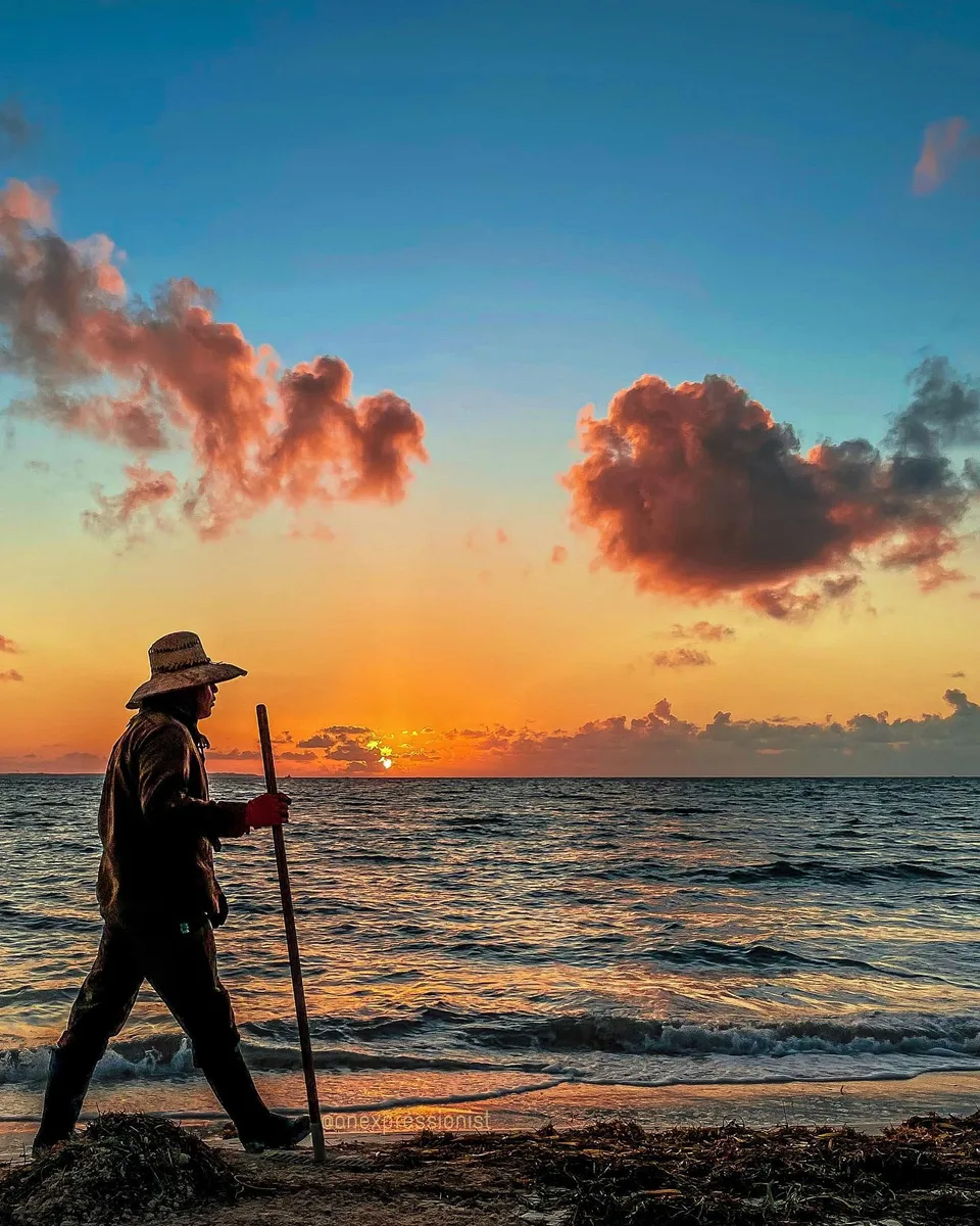 Into the horizon I go…, 1 of 1