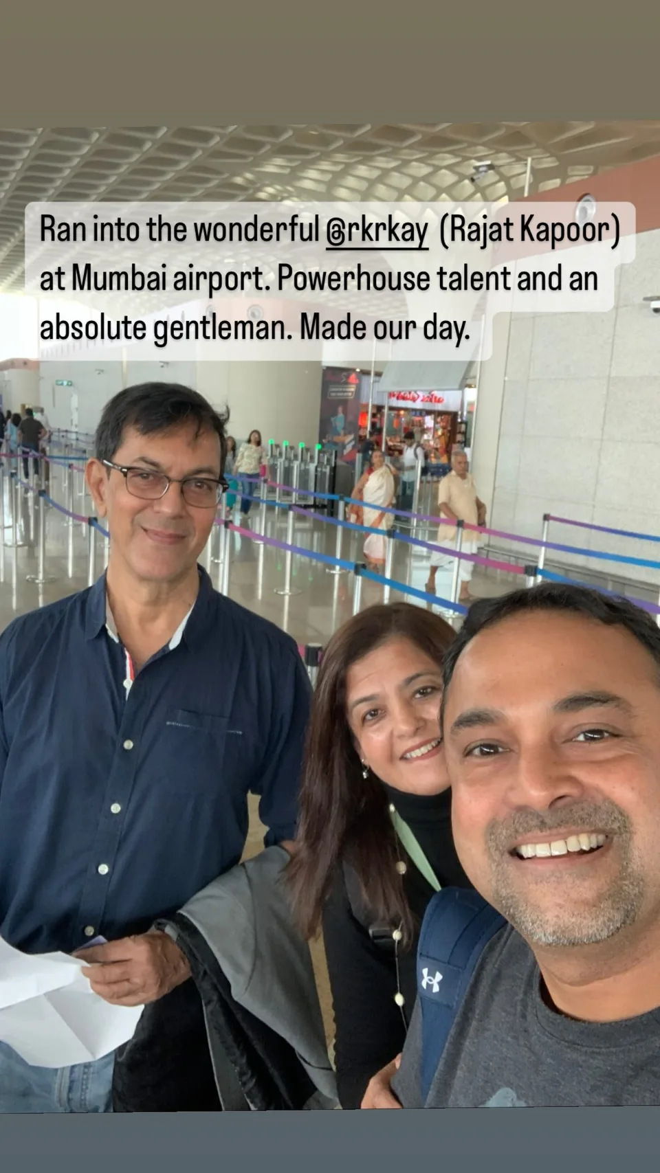 Ran into the wonderful @rkrkay (Rajat Kapoor) at Mumbai airport. Powerhouse talent and an absolute gentleman. Made our day.