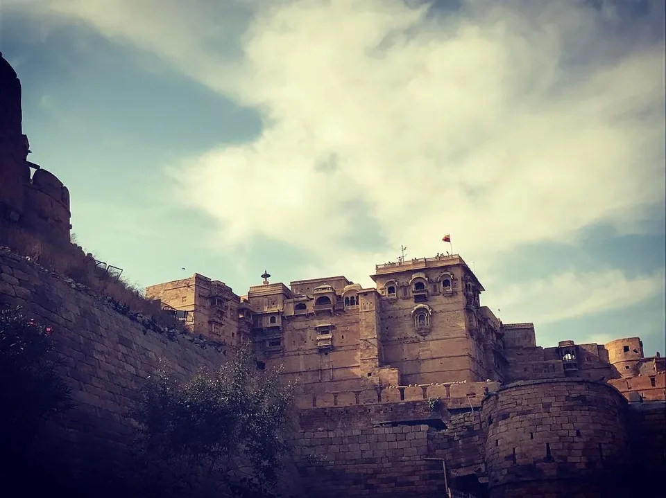 Standing strong... but sinking by the day... #jaisalmerfort…, 1 of 1