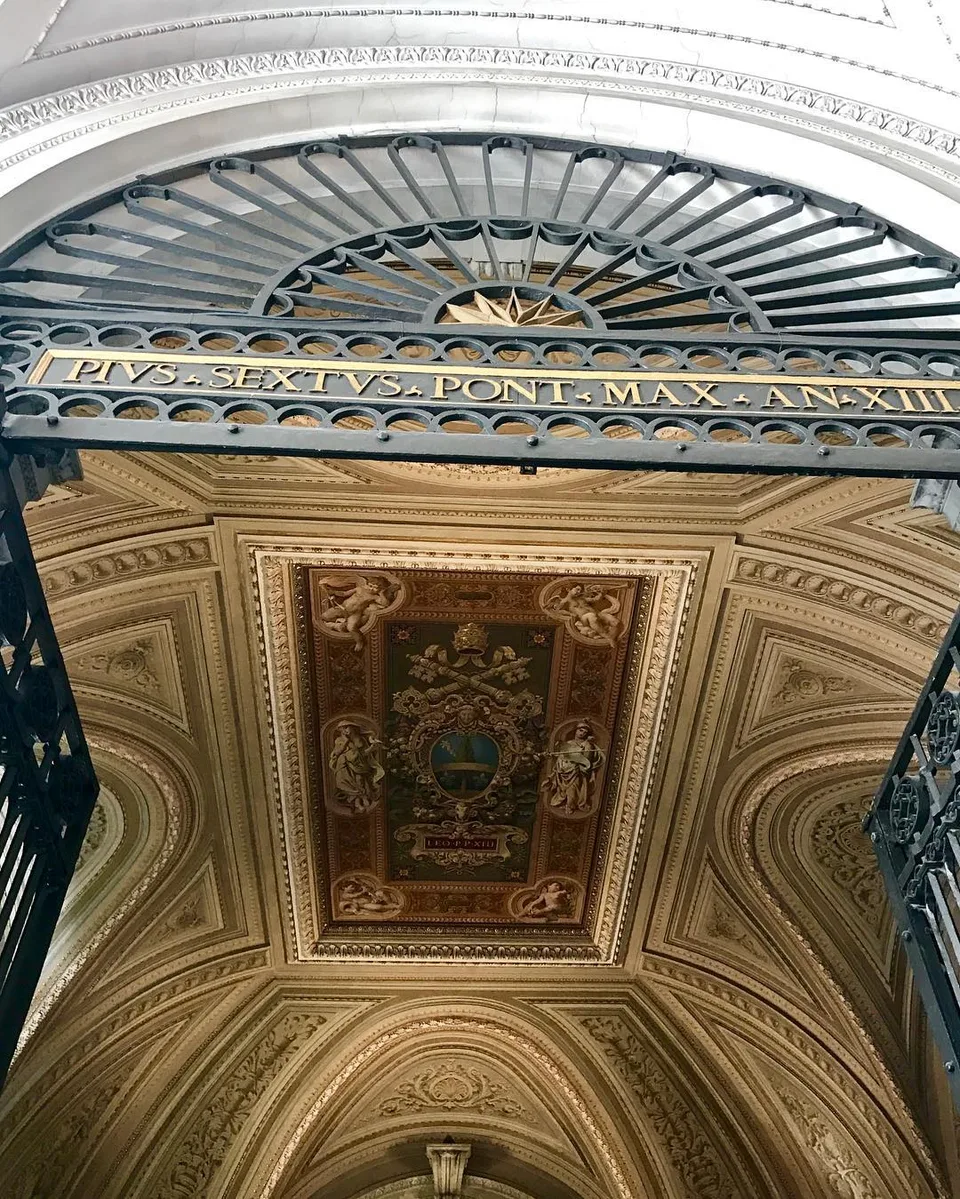 A story to tell #theceilingseries #ceilingsascanvas #romancingrome #rome…, 1 of 1