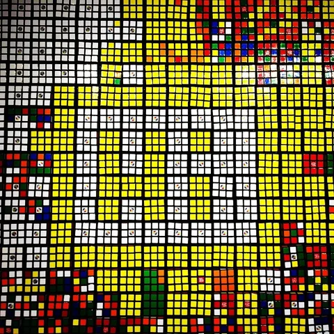 Hi! #thinkdifferent #rubikscube #seriesspottheyellow, 1 of 1