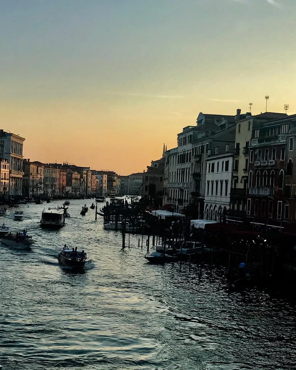 I'll be home at sundown #vistasofvenice #venice #italy #sunset #silhouette…, 1 of 1